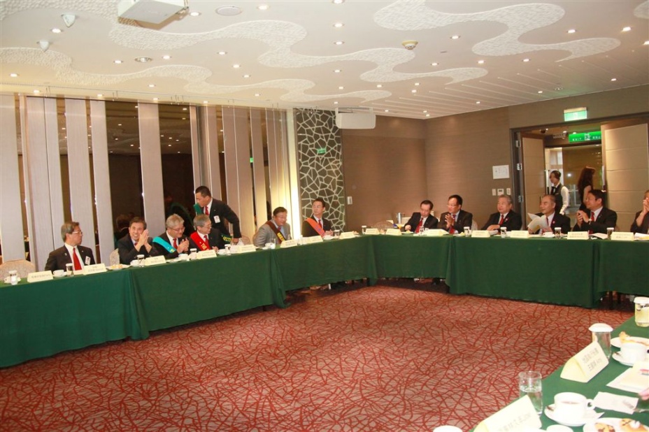 d043.jpg