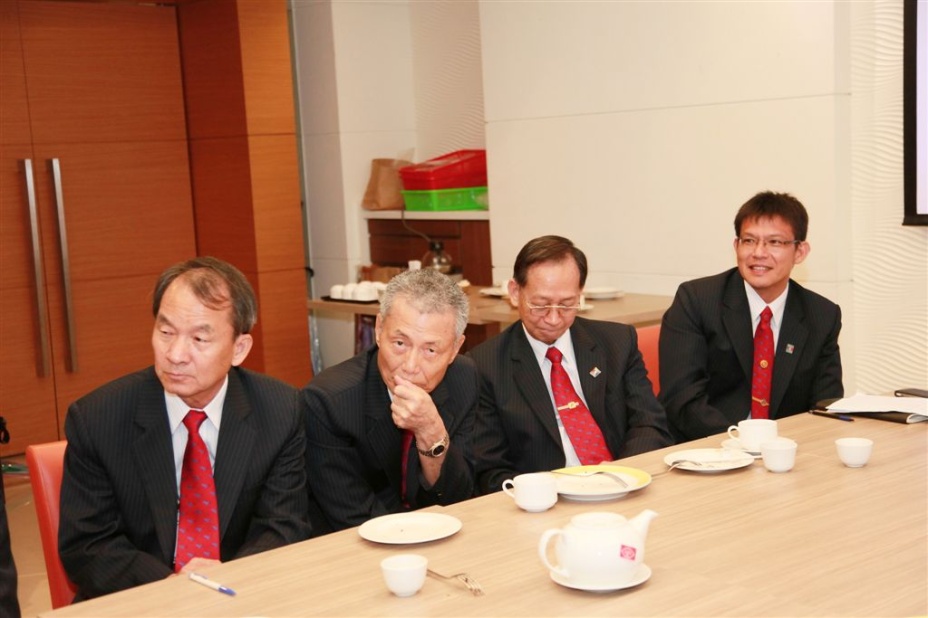 t035.jpg