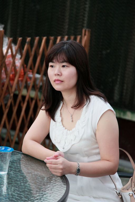 t025.jpg