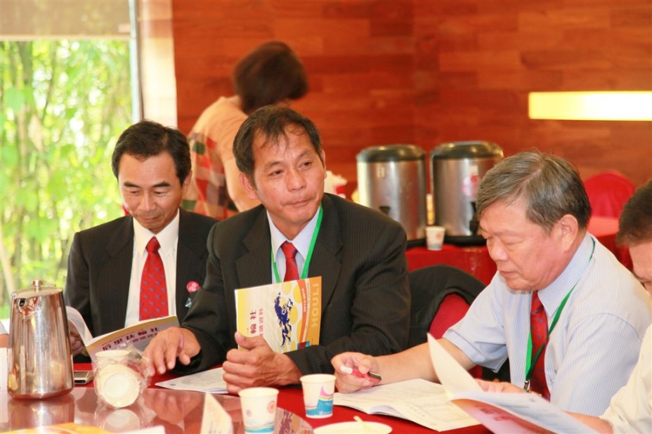 t083.jpg