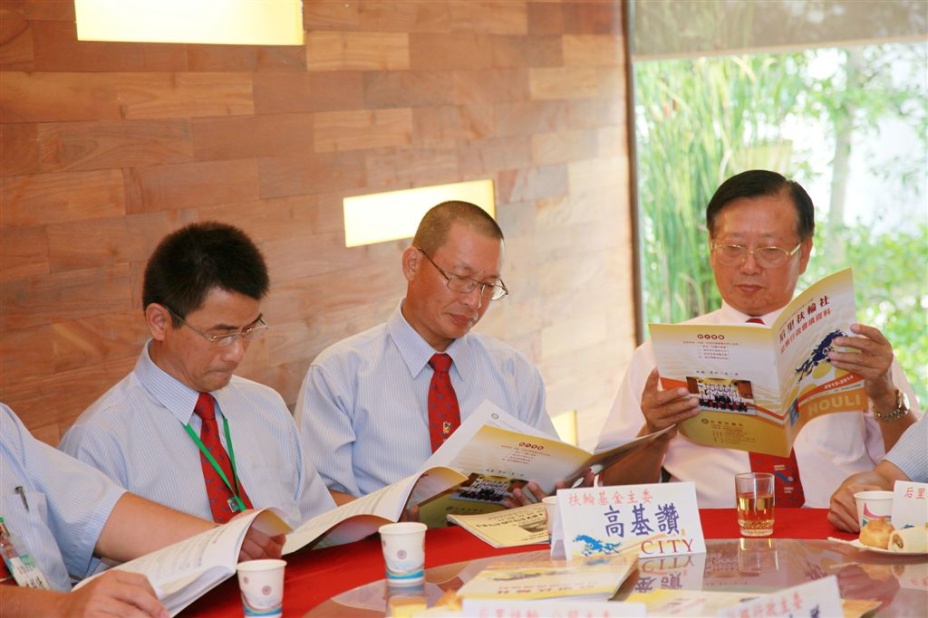 t086.jpg
