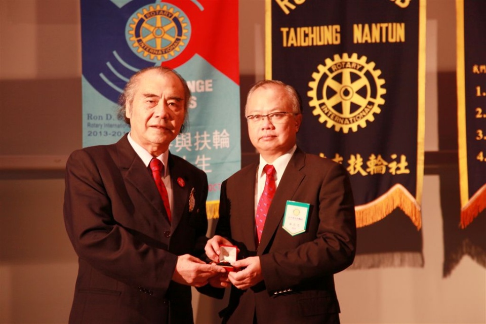 ntn202.jpg