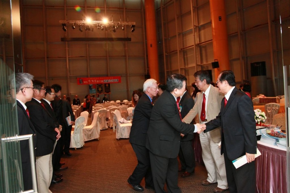 ntn221.jpg
