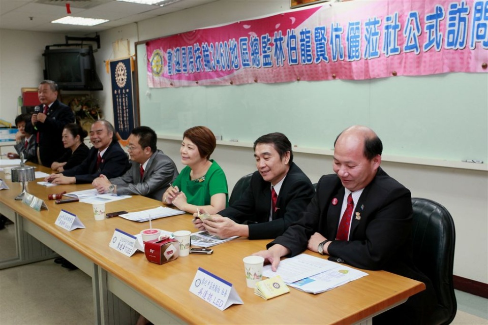 r180.jpg