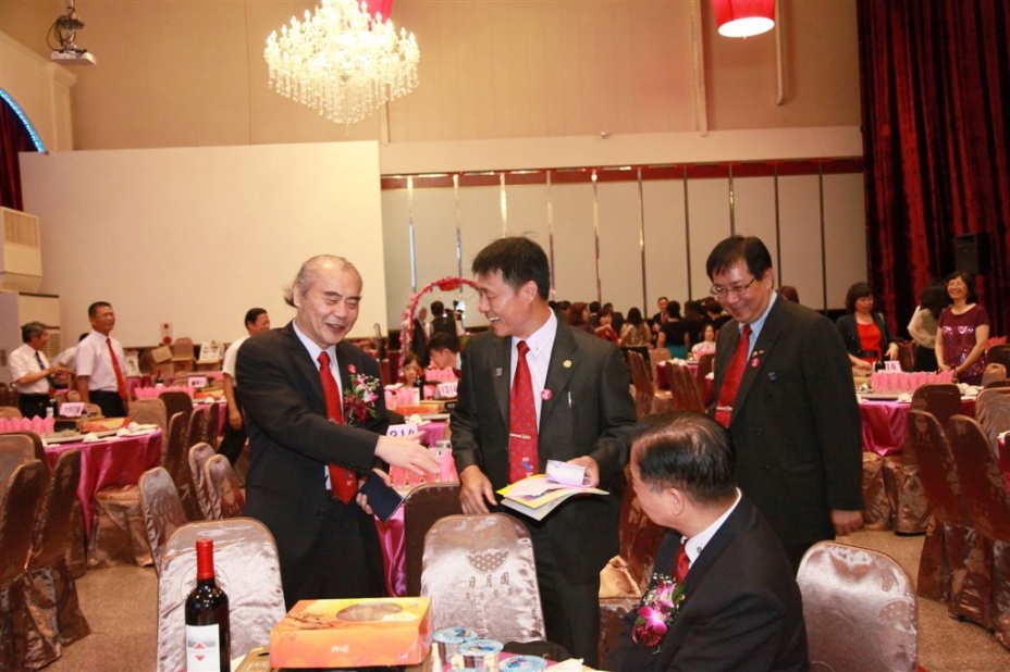 c006.jpg