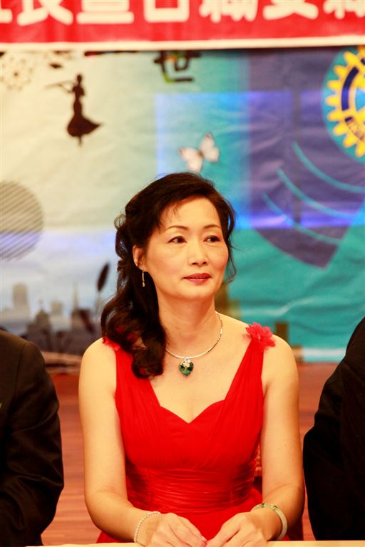 s114.jpg