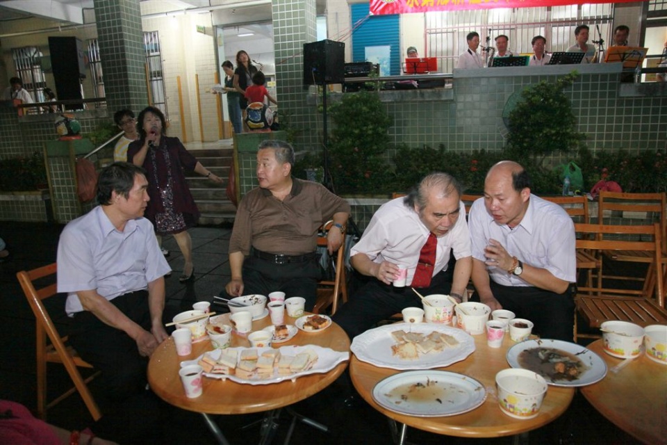 198.jpg