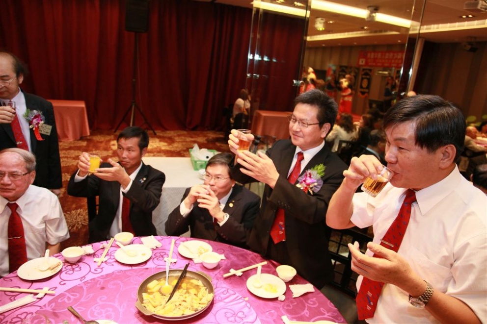 sg557.jpg