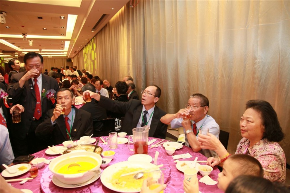 sg562.jpg