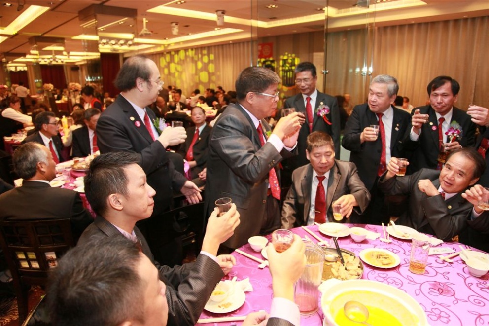 sg573.jpg