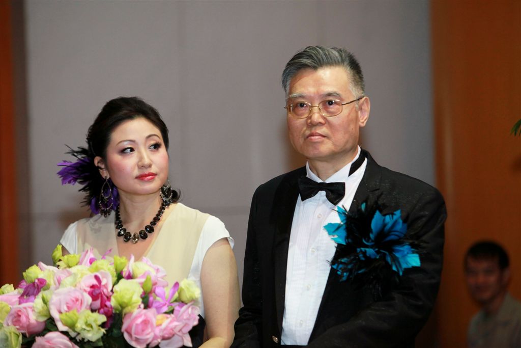 t073.jpg
