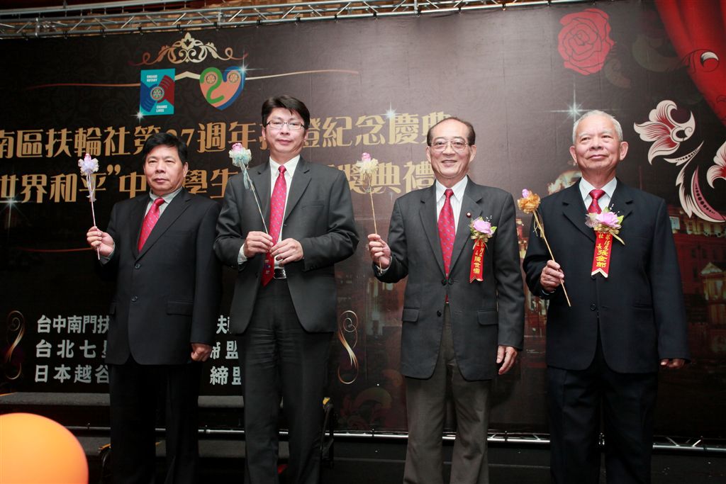 s144.jpg