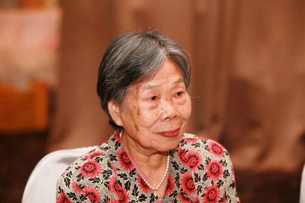 h240.jpg