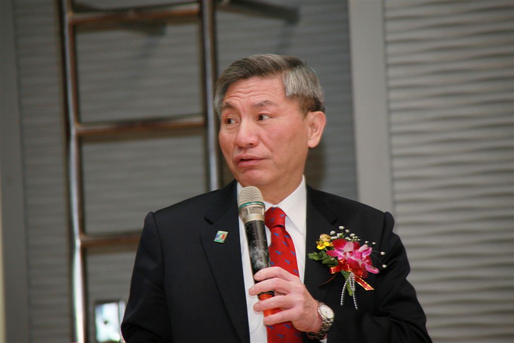 233.jpg