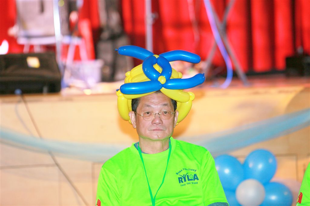 573.jpg