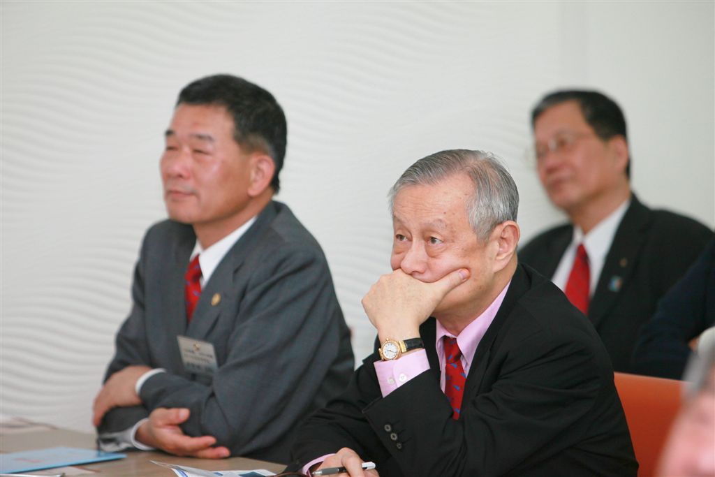g140.jpg