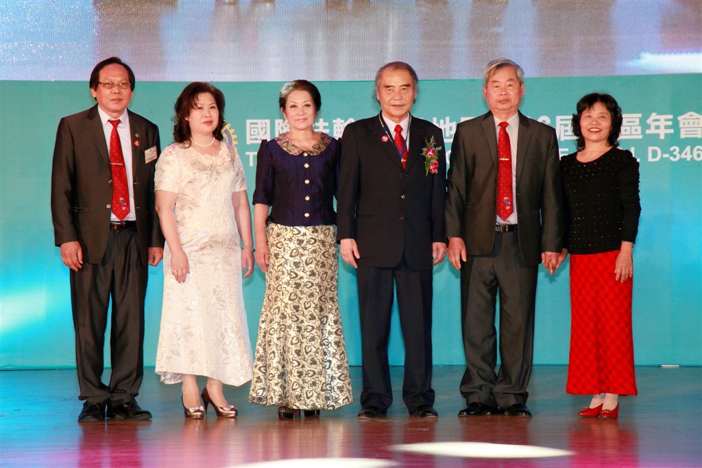 103.jpg