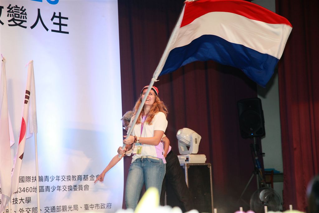 y190.jpg