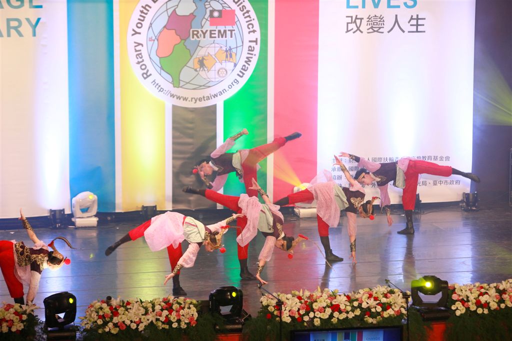 y695.jpg