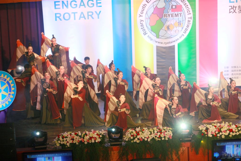 y818.jpg