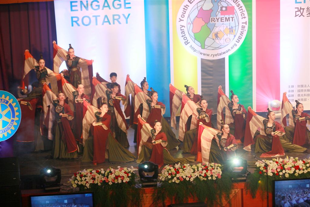 y819.jpg