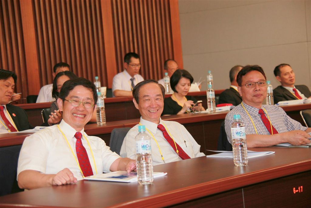 g052.jpg