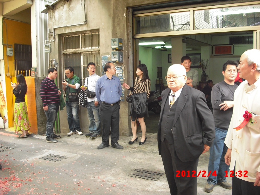 C0114.jpg